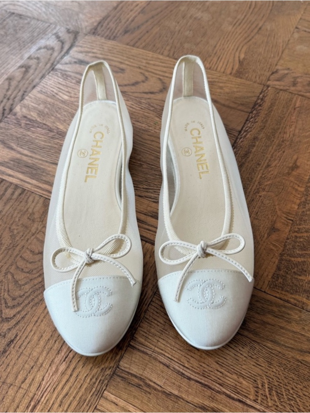 CHANEL Ivory Mesh & Leather Bow Ballet Flats